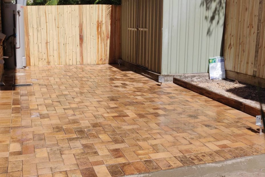 3. Courtyard paving and boundary fencing in East Brisbane 6