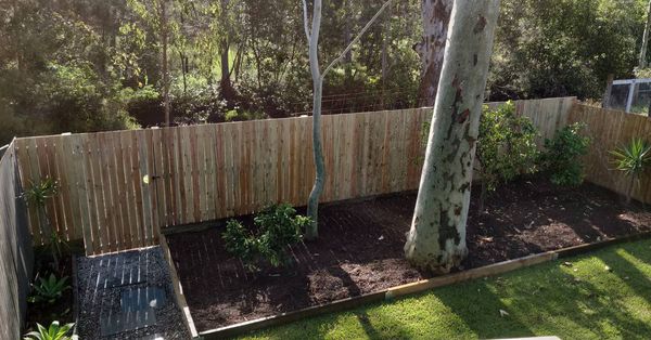 Landscaping in Lota Fencing 3