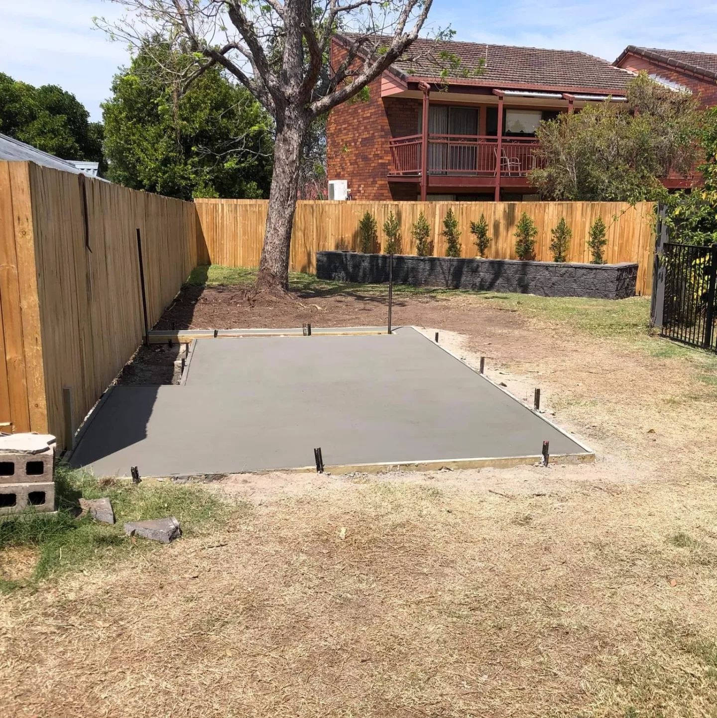 Special shape concrete slab suited to the clients BBQ design area 03 2