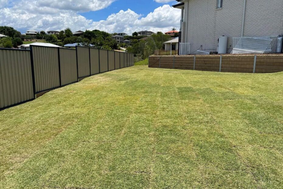Large retaining, fencing and turf renovation